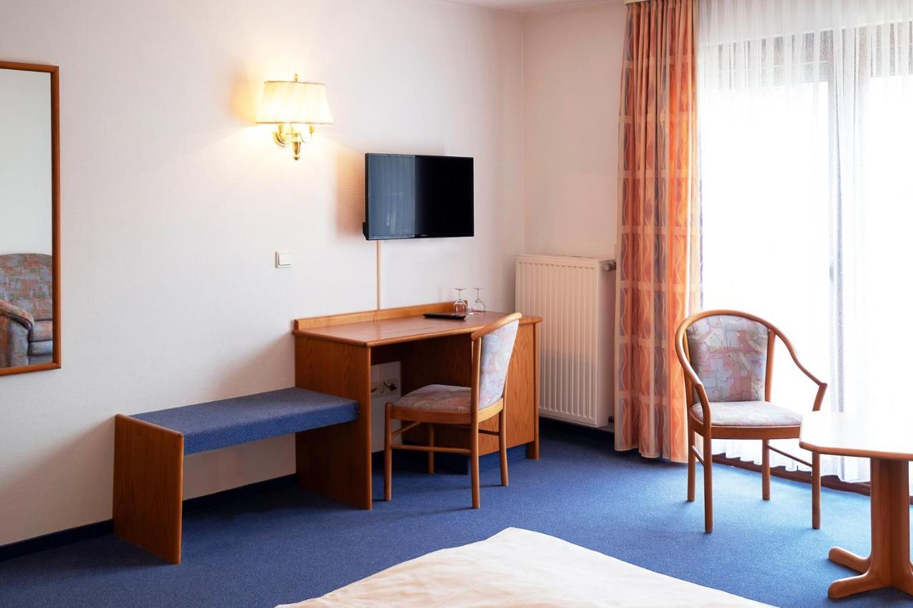 Hotel Am Steinberg هيلدسهايم المظهر الخارجي الصورة