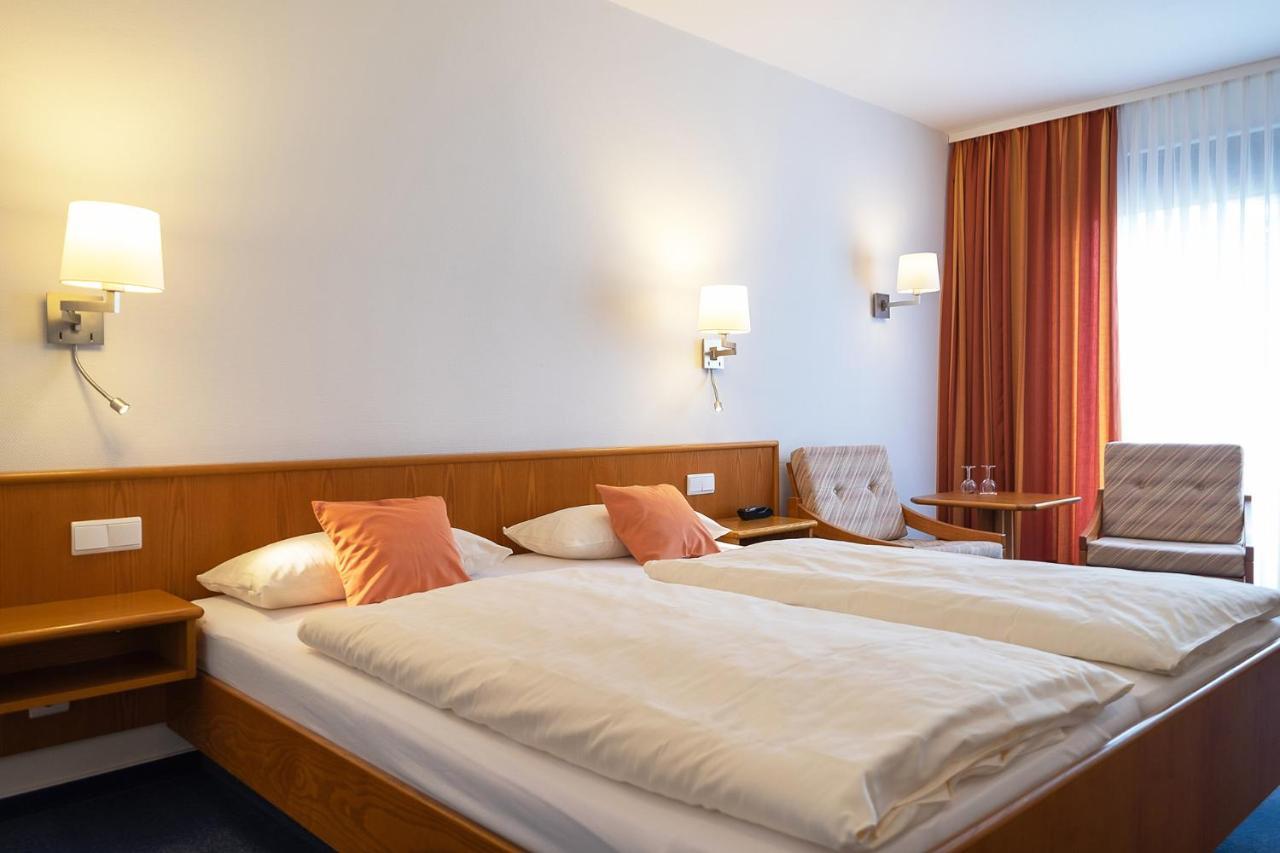 Hotel Am Steinberg هيلدسهايم المظهر الخارجي الصورة