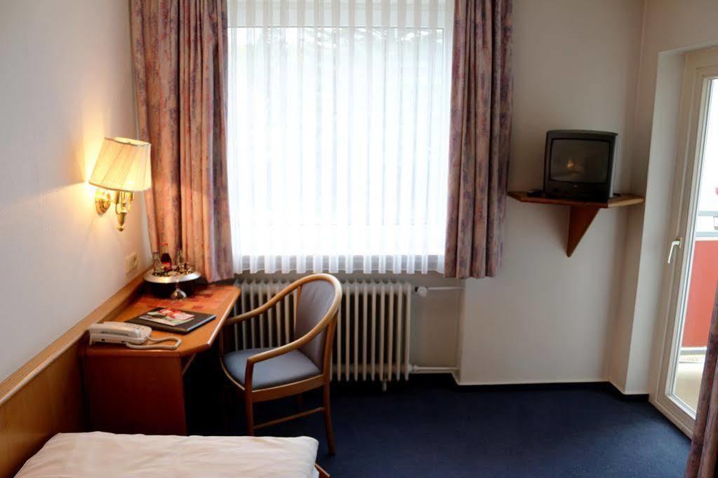 Hotel Am Steinberg هيلدسهايم المظهر الخارجي الصورة